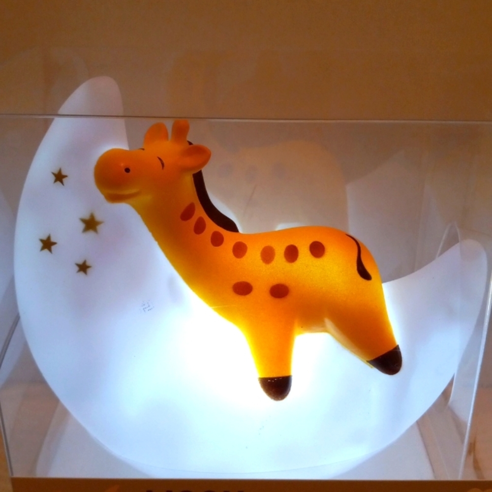 GIRAFFE MOON NIGHTLIGHT
